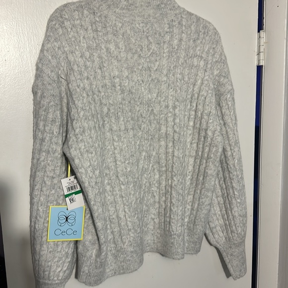 NWT. Woman’s Cece grey cable knit sweater. Size L. - Picture 5 of 8